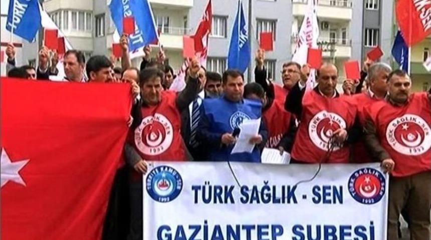Sağlık &Ccedil;alışanlarından Pkk&rsquo;ya Kırmızı Kart
