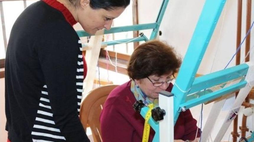 Halı Dokumacılığı Kursu Açıldı