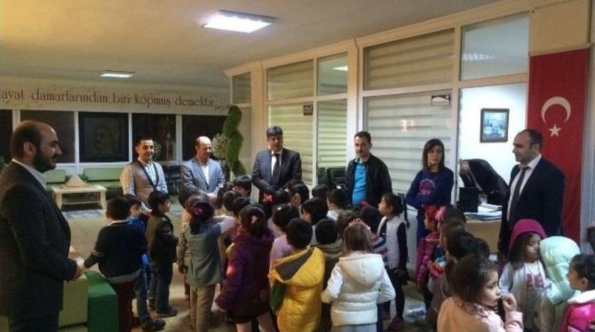 Anaokulu Öğrencileri Piyanoyla Tanıştı