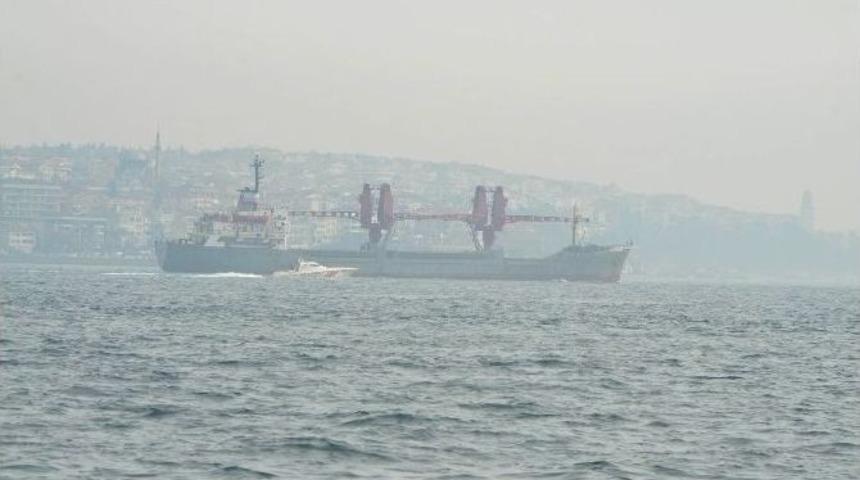İstanbul Boğazı&rsquo;ndan Rus Donanması&rsquo;na Ait Gemi Ge&ccedil;ti