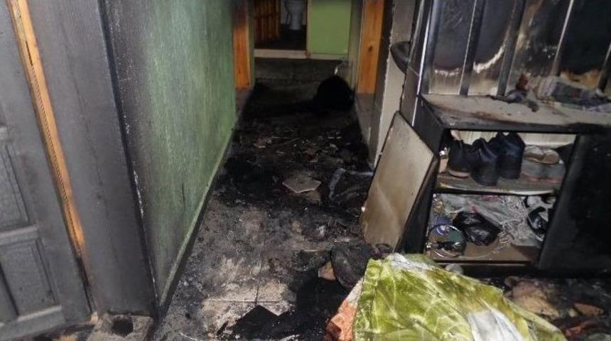 Sobayı Benzinle Yakmak İsterken Evini Yaktı