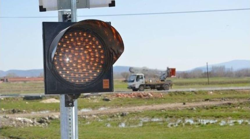 Trafik G&uuml;venliği İ&ccedil;in &rsquo;sinyalizasyon&rsquo; &Ccedil;alışması