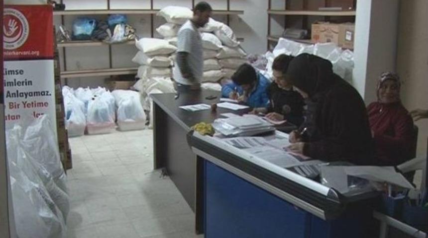 400 Yardıma Muhta&ccedil; Aileye Yardım Paketi Dağıtıldı&rsquo;
