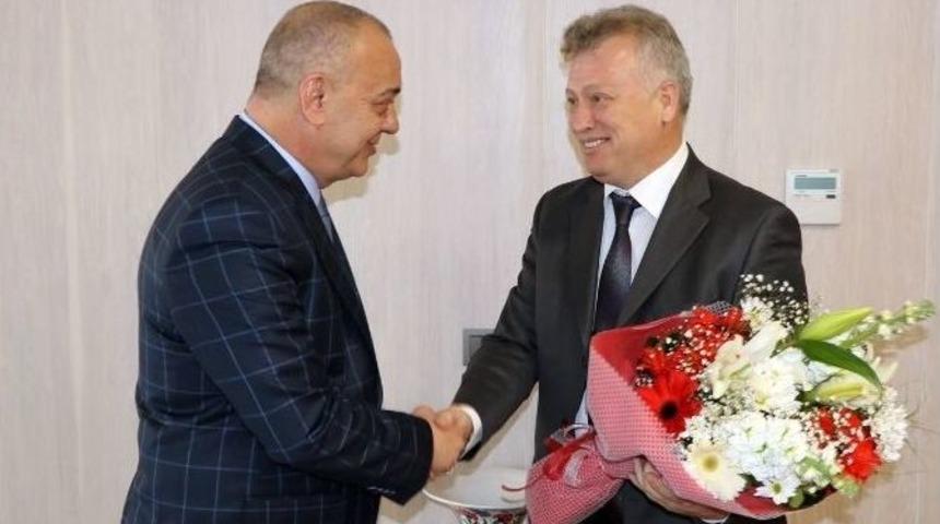 Manisalı Masterlerden Başkan Erg&uuml;n&rsquo;e Ziyaret