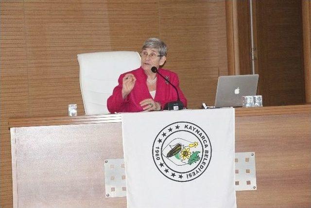 Canan Karatay Sakarya&rsquo;da Seminer Verdi 1