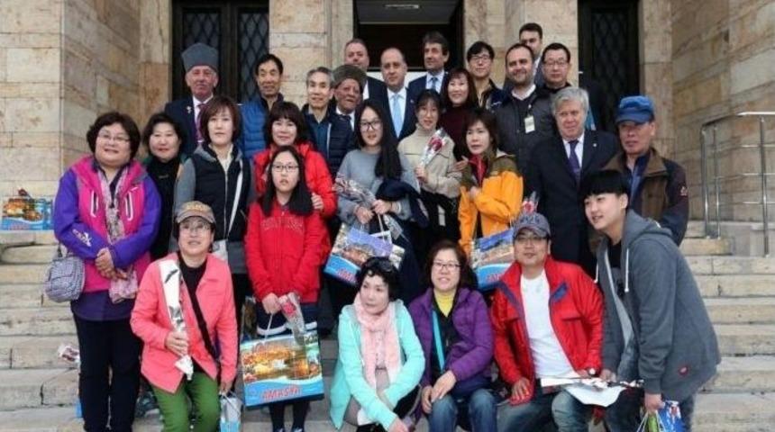 G&uuml;ney Koreli Turist Kafilesinden Amasya Valiliği&rsquo;ne Ziyaret