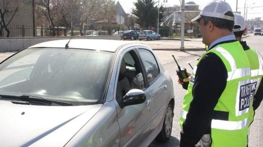 22 Bin Ara&ccedil; S&uuml;r&uuml;c&uuml;s&uuml; Denetimden Ge&ccedil;ti