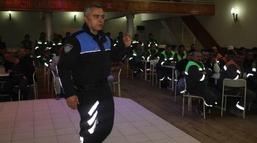 Korkuteli Belediye Personeline Ter&ouml;r Semineri