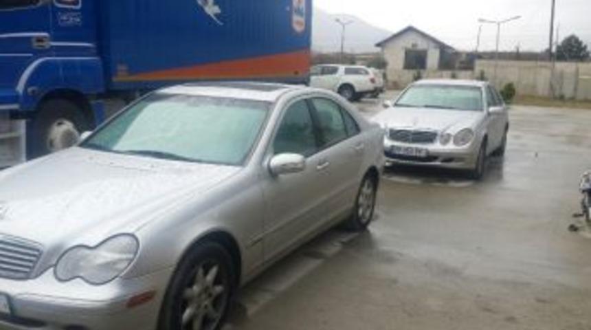 Kastamonu&rsquo;da 2 Adet Ka&ccedil;ak L&uuml;ks Otomobil Ele Ge&ccedil;irildi