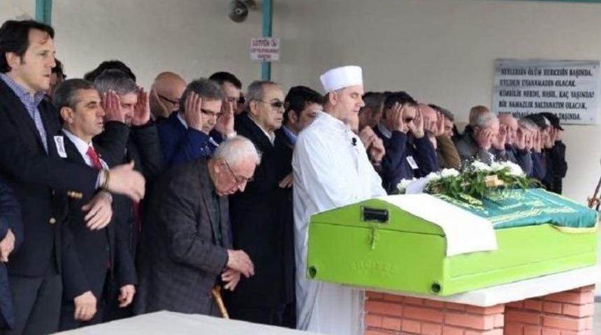 &Uuml;retmen Son Yolculuğuna Uğurlandı