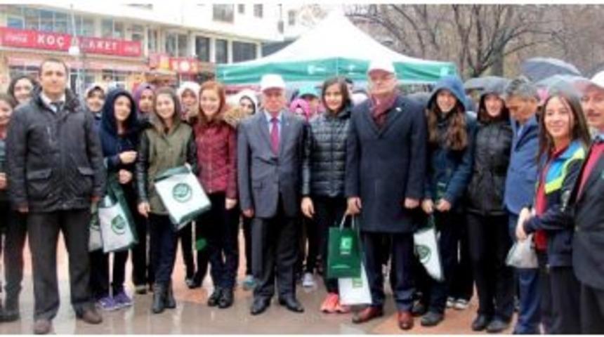 &Ccedil;ankırı&rsquo;da Yeşilay Standı A&ccedil;ıldı