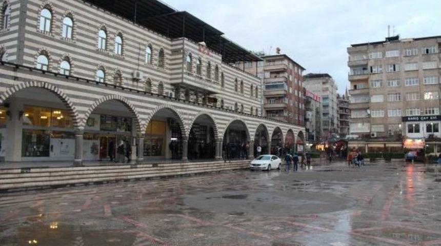 Hdp&rsquo;nin &ldquo;sur&rdquo; &Ccedil;ağrısına 1 Milyon 654 Bin N&uuml;fuslu Şehirden 50 Kişi Katıldı