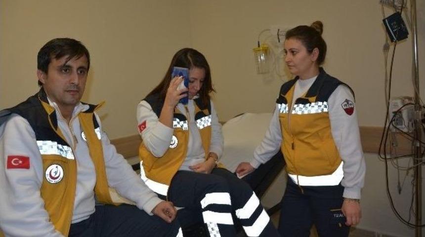 Alkoll&uuml; Kadınlar Sağlık Ekiplerini Darp Etti