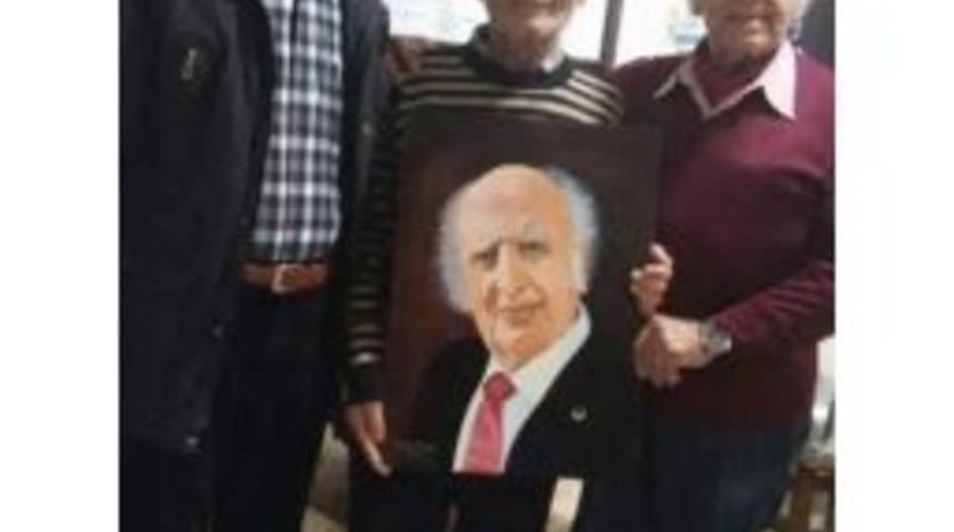 Ahi Baba’ya Tablo Hediye Edildi