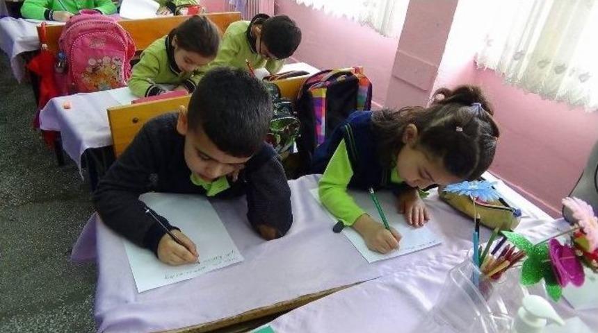 İlk Mektuplarını G&uuml;neydoğu&rsquo;daki Asker Ve Polise Yazdılar