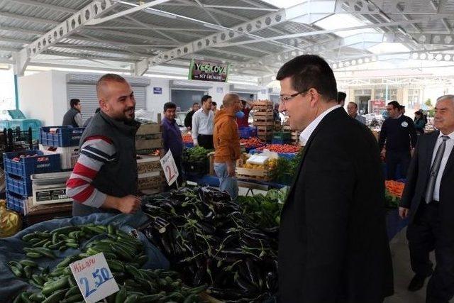 Başkan Subaşıoğlu Pazaryeri Esnafını Ziyaret Etti