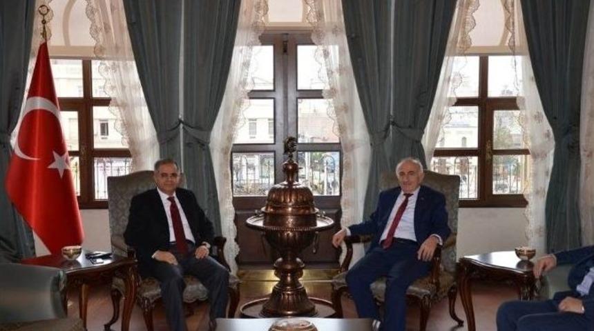 Bayburt Valisi Odabaş, Valil Tapsız&rsquo;ı Ziyaret Etti