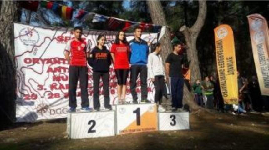 Ar&uuml;&rsquo;l&uuml; Sporcudan Uluslararası Başarı
