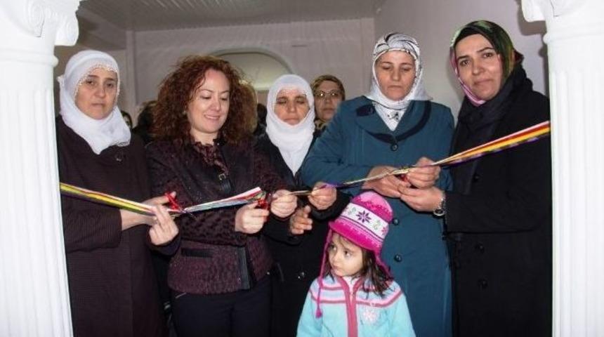 Bitlis Belediyesi Dilan Kadın Dayanışma Merkezini A&ccedil;tı
