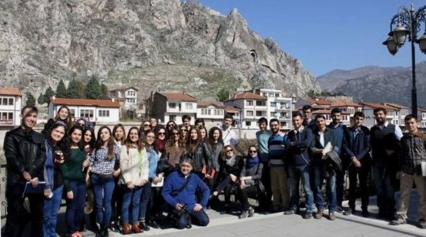 Mimarlık Fak&uuml;ltesi &Ouml;ğrencilerinden Amasya&rsquo;ya Araştırma-inceleme Gezisi