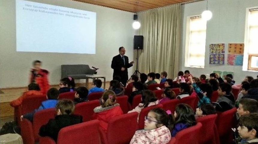 &Ccedil;ocuk Kitabı Yazarı Hasan Karahisar, &Ouml;ğrencilerle Buluştu