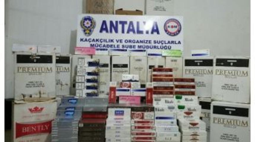 Aksu&rsquo;da &Ccedil;ekiciye Bağlanan 150 Bin Ka&ccedil;ak Sigara Ele Ge&ccedil;irildi