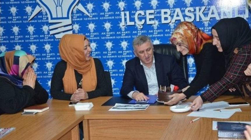 Başkan Sarıalioğlu&rsquo;nu Duygulandıran Doğum G&uuml;n&uuml; S&uuml;rprizi