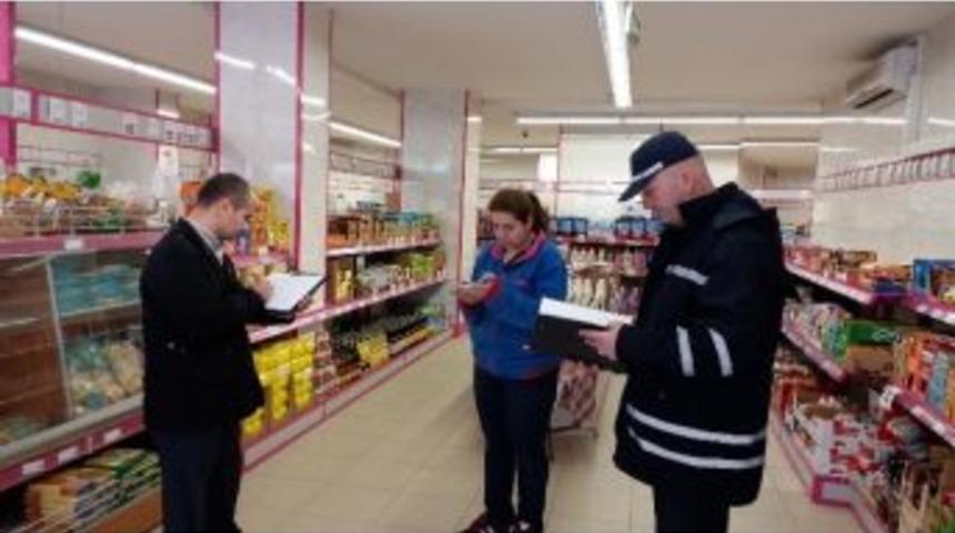 İzmit&rsquo;te Bir Ayda Bin 376 İşyeri Denetlendi