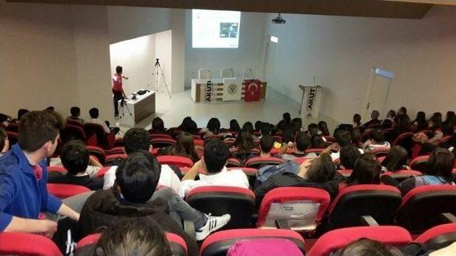 Sarıg&ouml;l Akut&rsquo;tan &Ouml;ğrencilere Deprem Semineri 1
