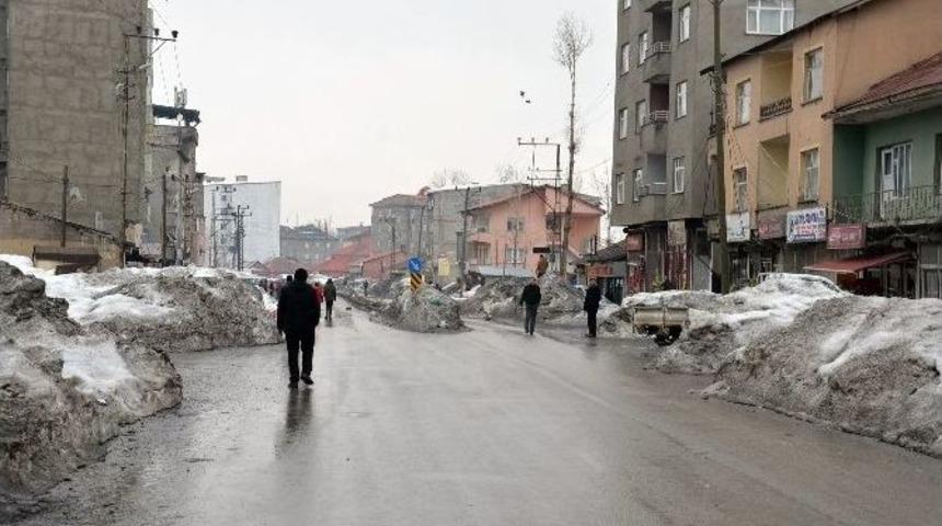 Y&uuml;ksekova&rsquo;da "bomba Alarmı"