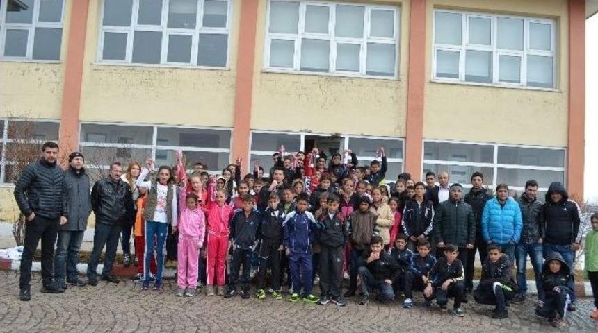 Atletizmi Geliştirme Rrojesi İ&ccedil;in Koştular