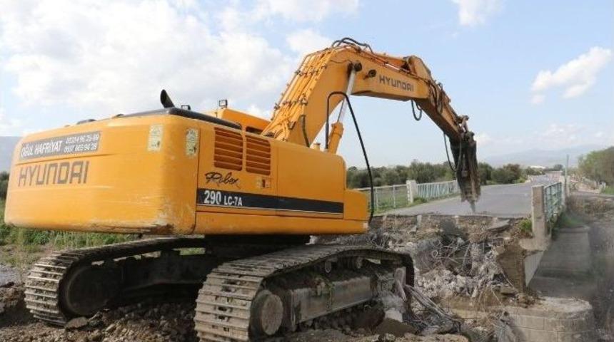 Eski Muradiye Yolunu Rahatlatacak &Ccedil;alışma