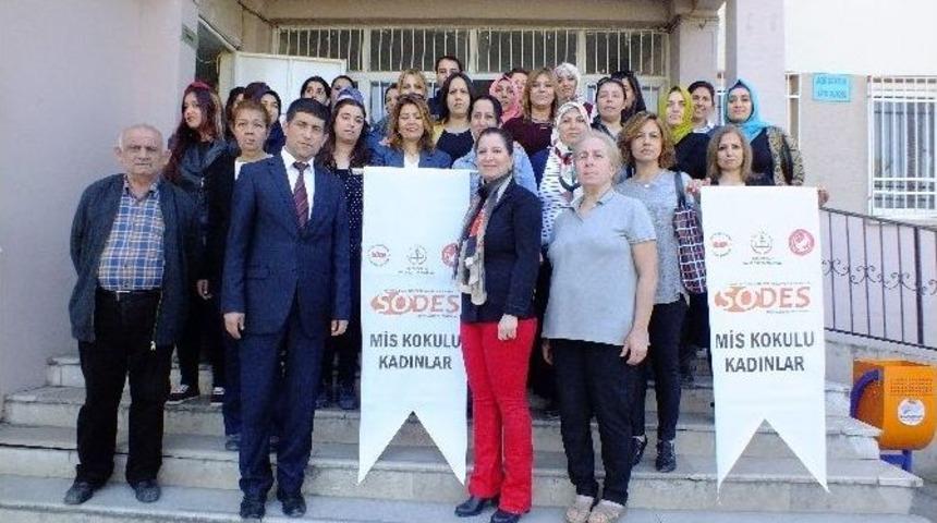 Kadınlar Kuyumculuk Teknolojisini &Ouml;ğreniyorlar