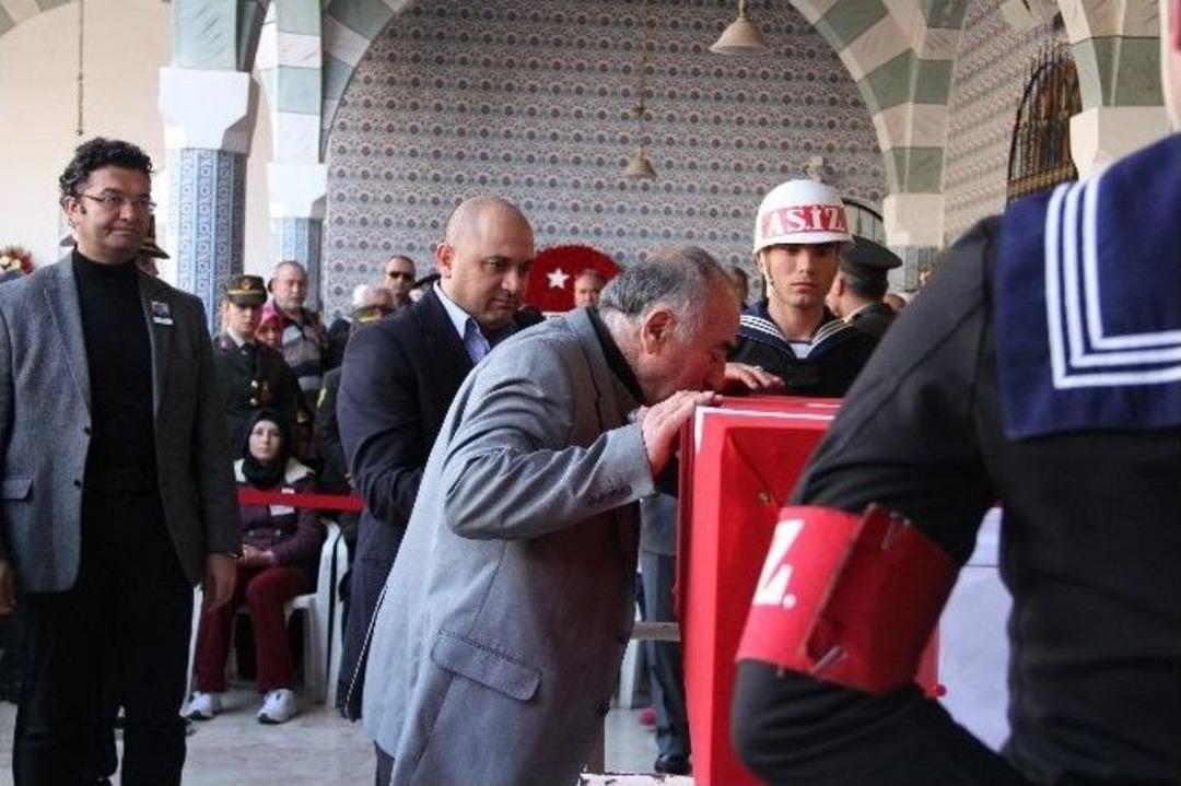 Şehit Babasının Y&uuml;rek Dağlayan Acısı