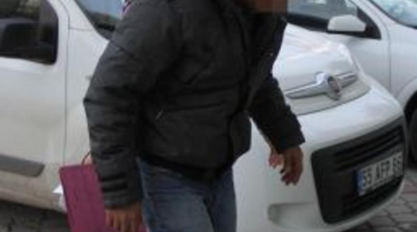 Otomobilinde Bin 521 Paket Ka&ccedil;ak Sigarayla Yakalandı