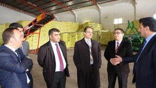 Sivas İl Özel İdaresi’nden Çiftçilere Yem Desteği