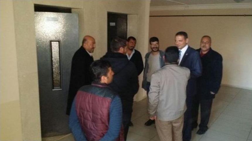 A Semt Pazarı Başkanı Ve Y&ouml;netim Kurulu Saadet Partisi Ne Ziyaret