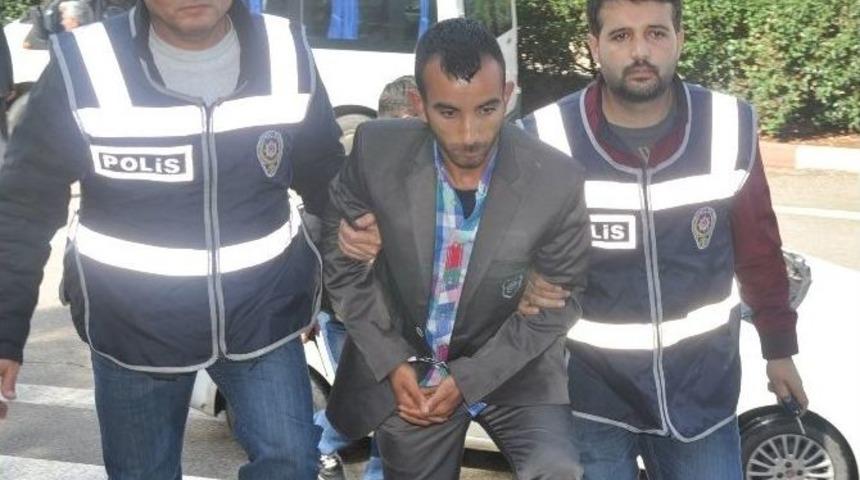 Kız Kardeşini &Ouml;ld&uuml;r&uuml;p Ormana G&ouml;men Ağabey Adliyede