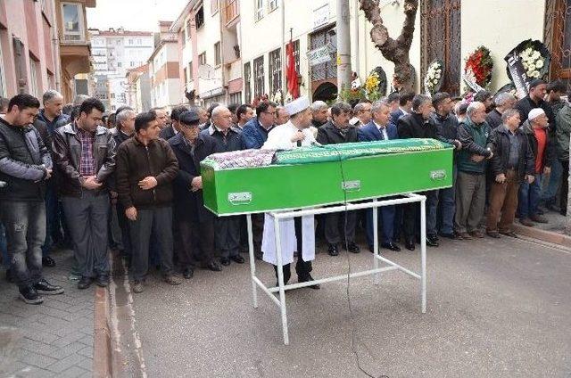 Mhp’li Eski İl Başkanı Sezer’in Acı Günü