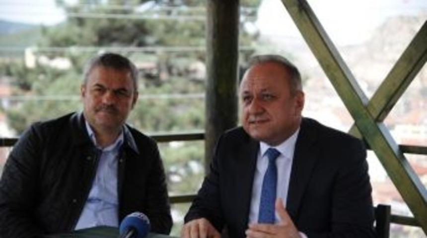 Kastamonu Belediye Başkanı Tahsin Babaş;