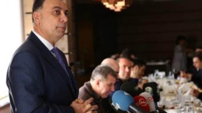 Ahmet &Ouml;zdoğan: "galatasaray Aysal D&ouml;neminde U&ccedil;urumun Kenarına Geldi"