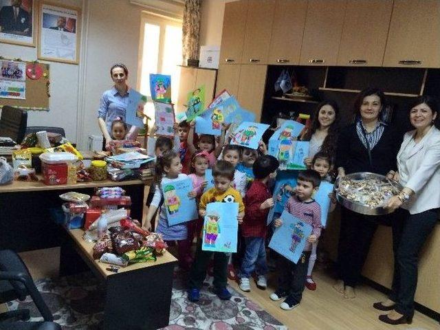 Anaokullu Miniklerden Asker Ve Polis Ağabeylerine Hediye 3