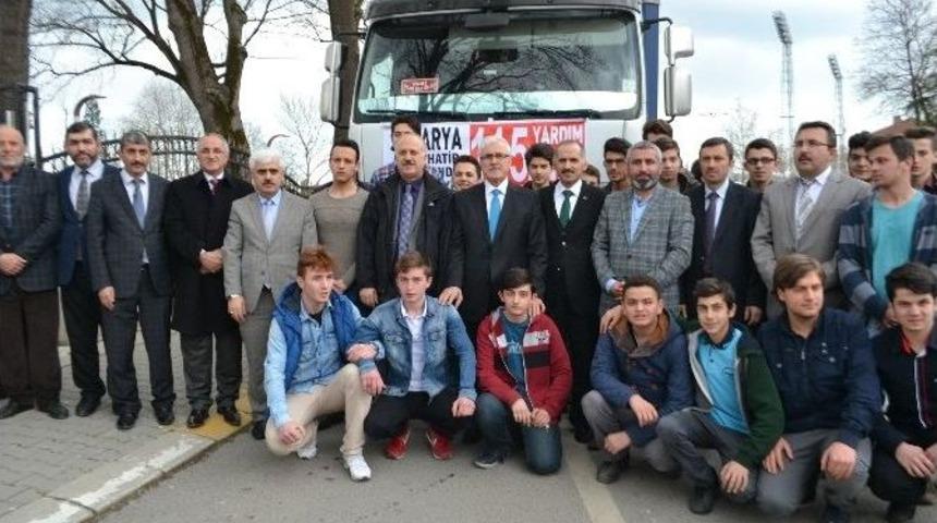 İmam Hatip Okullarından Suriye&rsquo;ye 2 Tır Dolusu Yardım G&ouml;nderildi