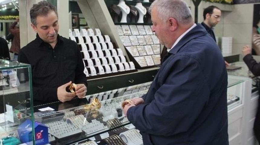 Altın Artıyor, Vatandaş Bozduruyor