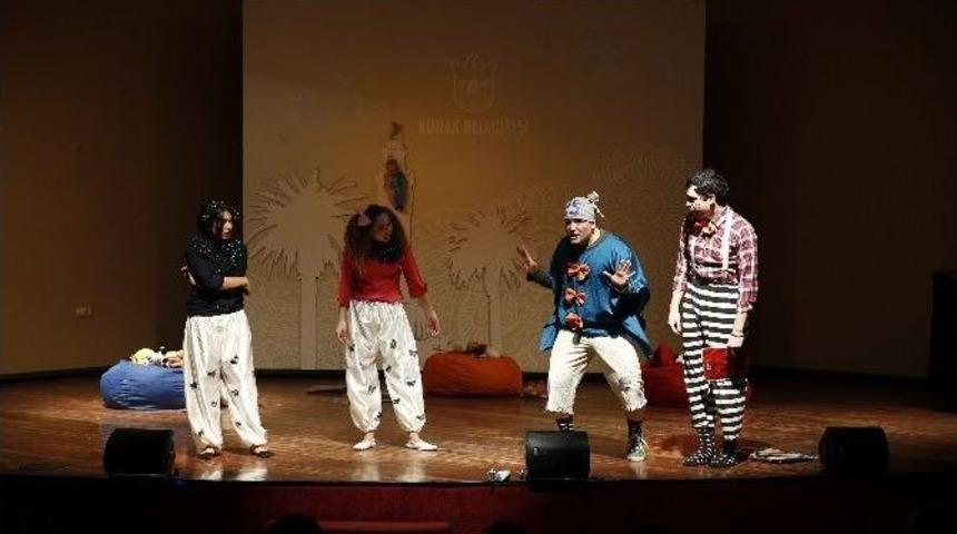 &Ccedil;ocuklar Avm&rsquo;ye Değil Tiyatroya