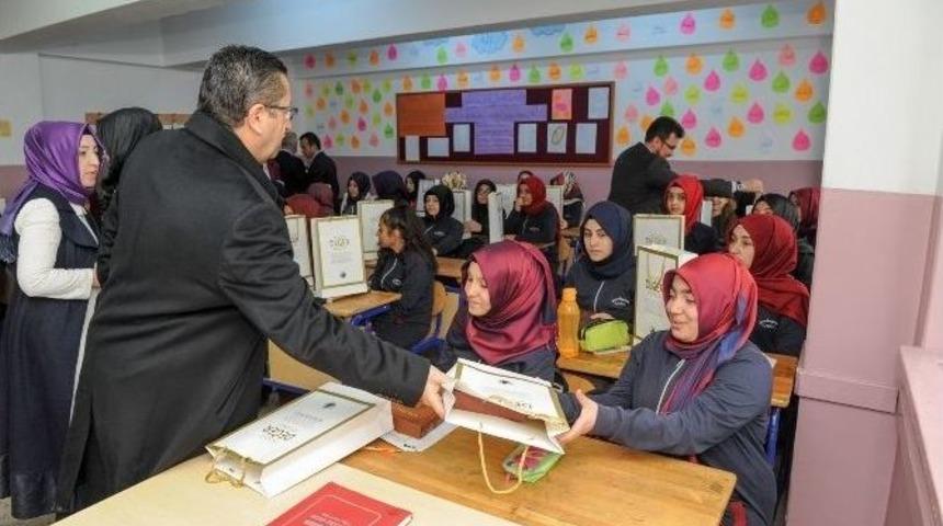 Başkan Tiryaki Okul Ziyaretlerini S&uuml;rd&uuml;r&uuml;yor