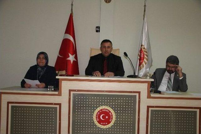 İl Genel Meclisi 4&rsquo;&uuml;nc&uuml; Birleşiminde 4 G&uuml;ndem Maddesini G&ouml;r&uuml;şt&uuml; 1