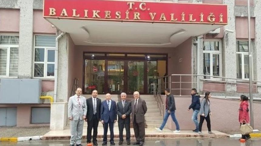 Balıkesir&rsquo;de Vali Yaman&rsquo;a Hemşehri Ziyareti