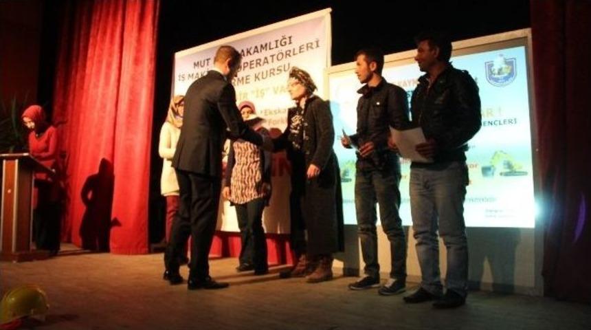 İş Makinaları Operat&ouml;rleri Sertifikalarını Aldı