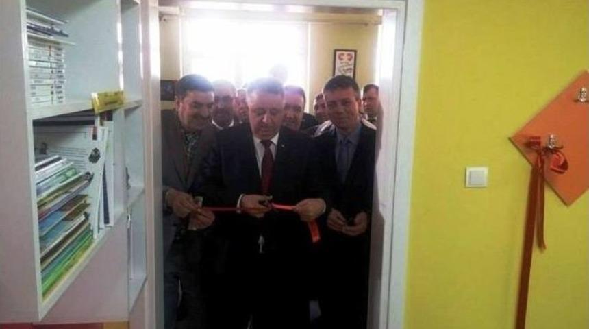 B&ouml;lgedeki Tek Z K&uuml;t&uuml;phane A&ccedil;ıldı